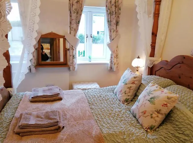 Poplar Cottage